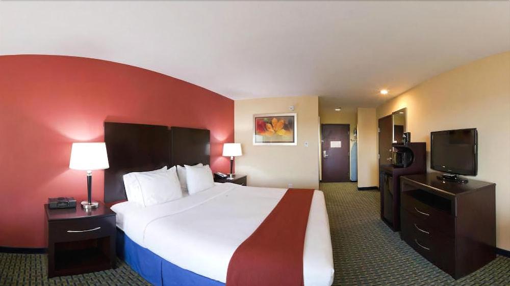 Holiday Inn Express & Suites Lubbock West By Ihg Exterior photo