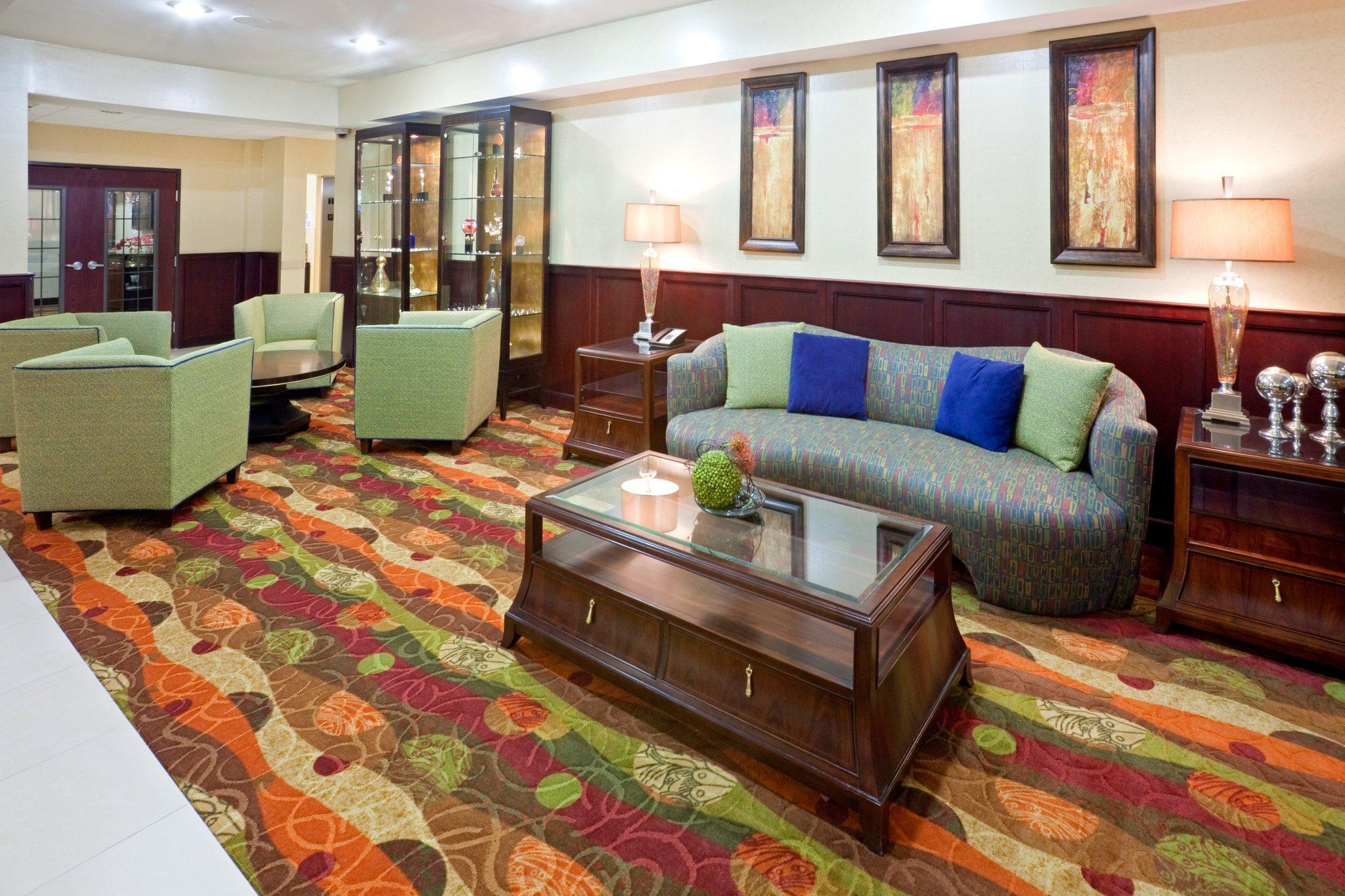Holiday Inn Express & Suites Lubbock West By Ihg Exterior photo